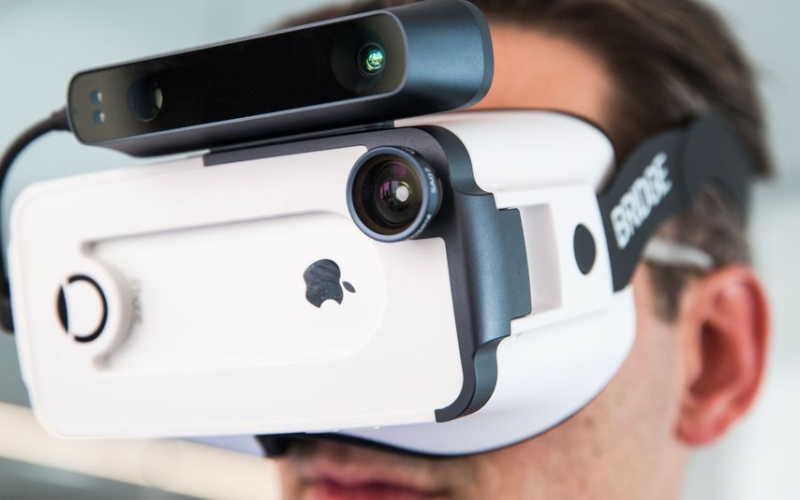 “Bridge” แว่น VR สำหรับ iPhone โดยเฉพาะ เผยโฉมออกมาแล้ว!