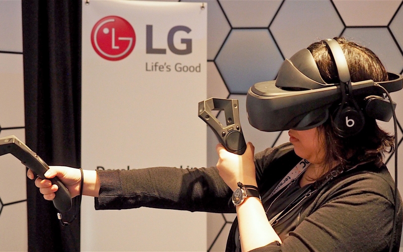 เปิดตัวแล้ว! ทางเลือกใหม่ของแว่น VR บนพีซี กับ LG Steam VR