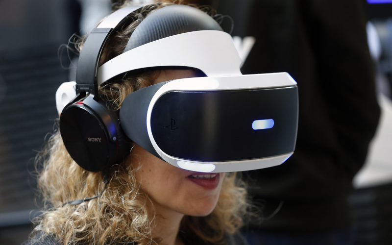 ปรบมือหน่อย! Sony ขาย PlayStation VR ได้เกือบ 1 ล้านเครื่องแล้ว