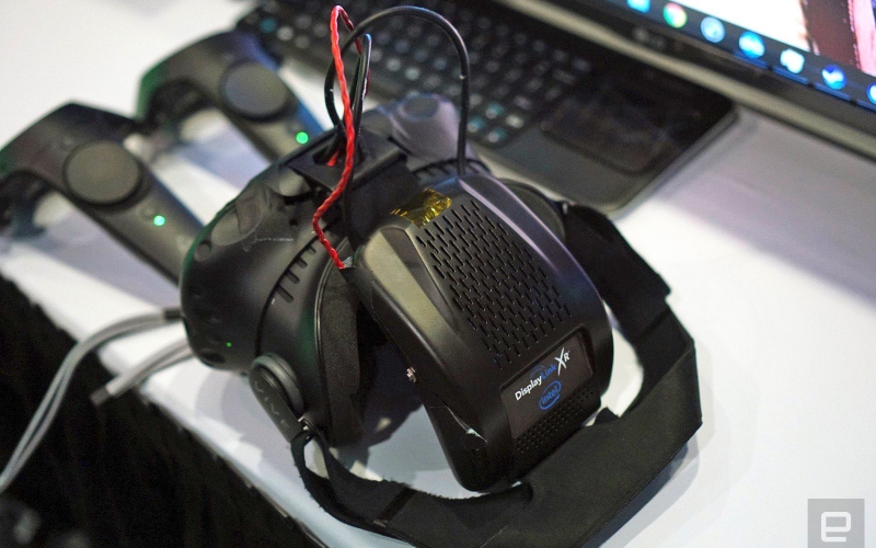 Intel เปิดตัวอุปกรณ์เสริมเพื่อเปลี่ยนแว่น HTC Vive ให้เป็นระบบไร้สาย